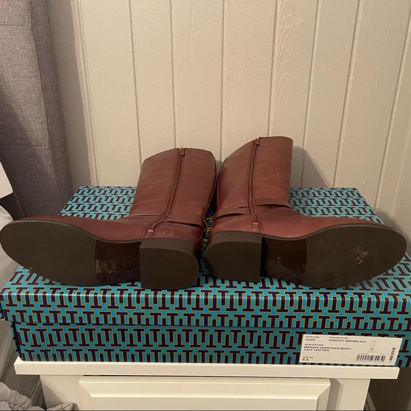 Tory Burch  Brown Riding Boots- Brooke 25 MM Knee-Size 6.5 Color-Perfect Brown - Picture 5 of 12